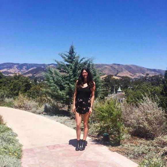 Meet your Posher, Amanda - Picture 1 of 1